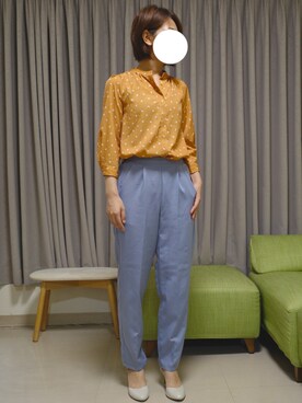 「Alma Designのアイテム（パンツ、ブルー系）」を使った、Yuthikaさん（レディース・163cm）の秋コーディネート