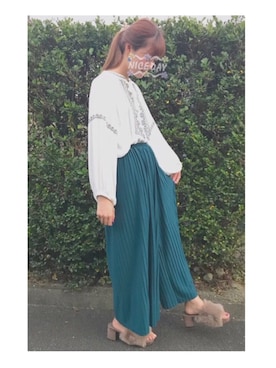 「earth music&ecology（アースミュージックアンドエコロジー）のカットプリーツスカーチョ（その他パンツ）」を使った、ｓａｙａさん（レディース・164cm）の秋コーディネート