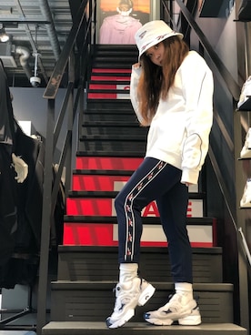 「Reebok（リーボック）のクラシックス ベクター テープ トラック パンツ / Classics Vector Tape Track Pants （その他パンツ）」を使った、リーボックさん（レディース・159cm）の春コーディネート