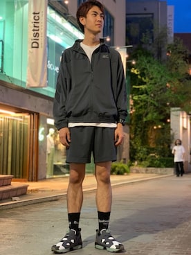 「Reebok（リーボック）のアイテム（ブルゾン）」を使った、リーボックさん（メンズ・179cm）の夏コーディネート