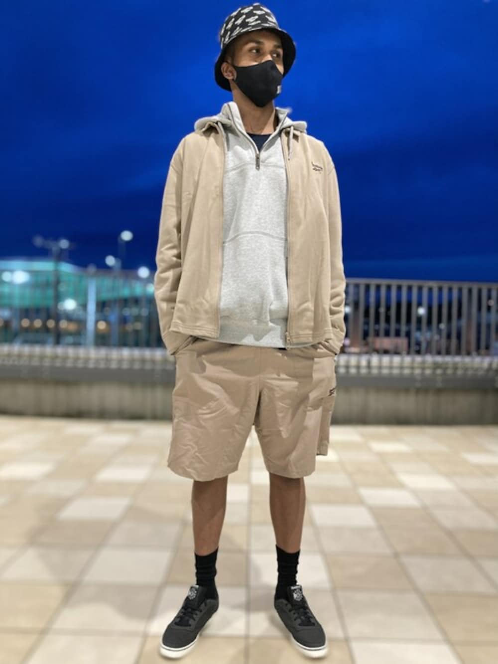 「セットアップ、reebok、ootd、春カラー、春コーデ、セットアップスタイル、お洒落さんとつながりたい、リーボッククラシックストア立川立飛、rtyama」｜「Reebokのクラシックス ジャケット / Classics Jacket（ジャケット/アウター、ベージュ系）」を使った、リーボックさん（メンズ・185cm）の春コーディネートの1枚目の写真