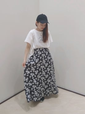 「101匹わんちゃん」｜「アイテム（スカート）」を使った、あおいちごさん（レディース・152cm）の春コーディネート