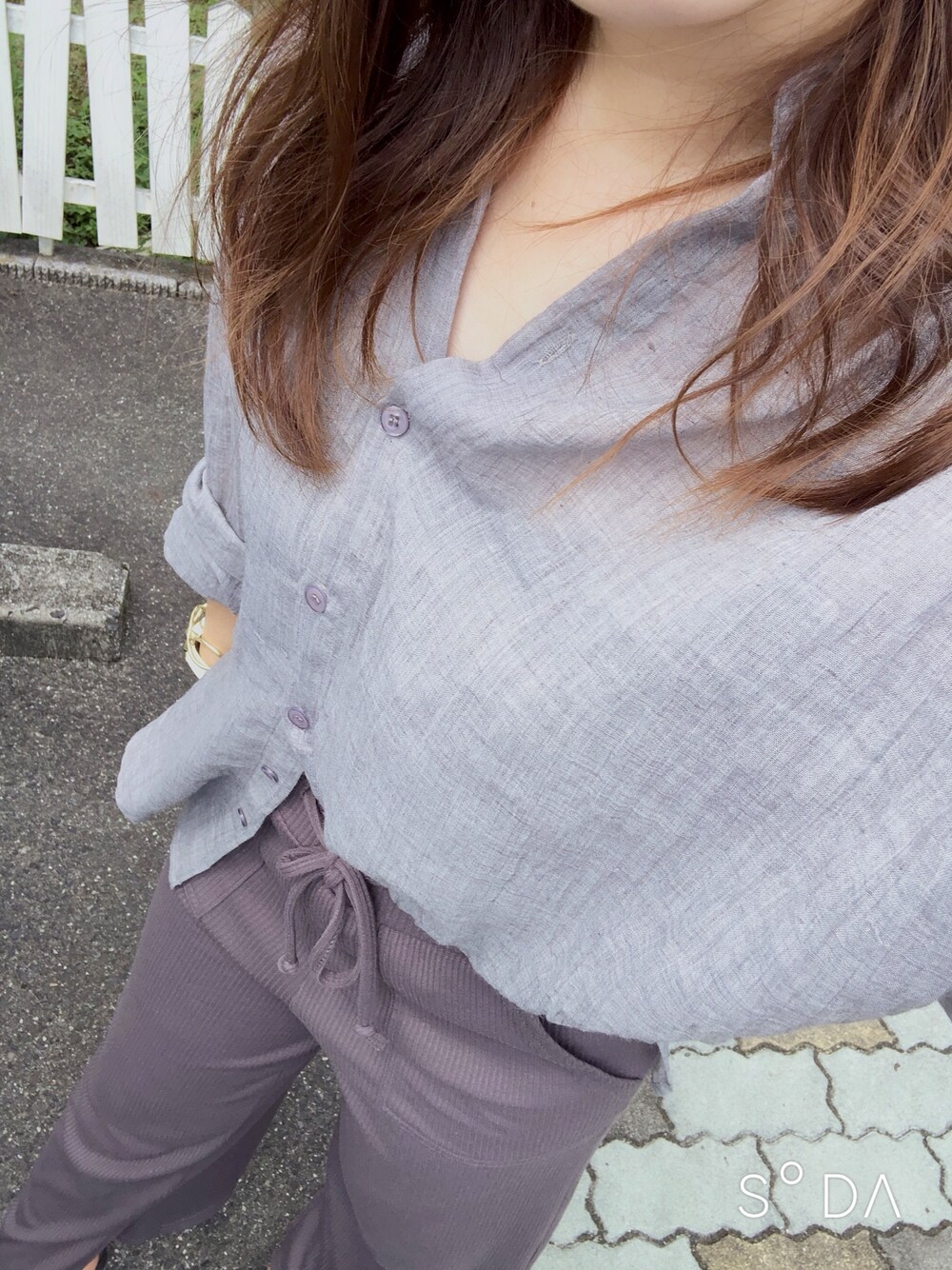 「ぽっちゃり、ぽっちゃりコーデ、神戸レタス、KOBE LETTUCE、プチプラ、アベイル、リブニットパンツ、ワントーンコーデ、楽チンコーデ、ママコーデ」｜「KOBE LETTUCEのアイテム（シャツ/ブラウス、グレー系）」を使った、ioさん（レディース・158cm）の夏コーディネートの1枚目の写真