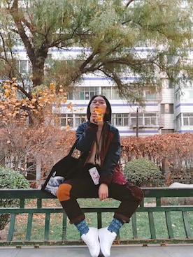 李詩睿LEESZEYUIさんのコーディネート