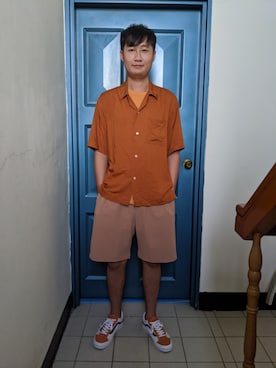 「plain-me（プレインミー）のアイテム（カーゴパンツ）」を使った、YuLunさん（メンズ・173cm）の夏コーディネート