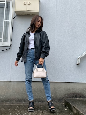 「MOUSSY（マウジー）のMVS SKINNY（デニムパンツ）」を使った、KOTOEさん（レディース・155cm）の秋コーディネート