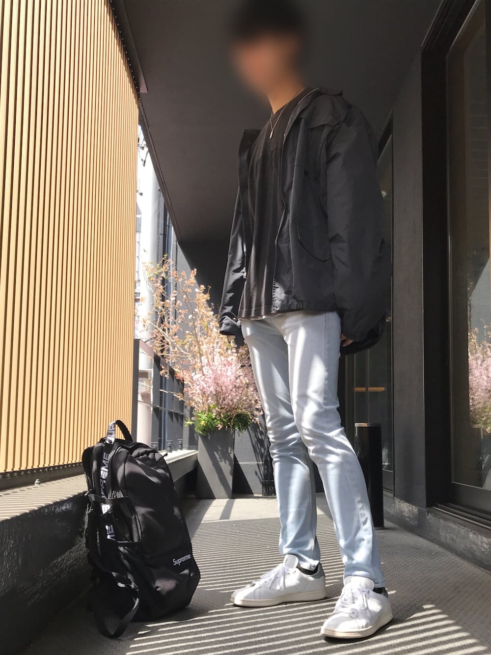 Supreme のナイロンジャケット（グレー系）を使った人気