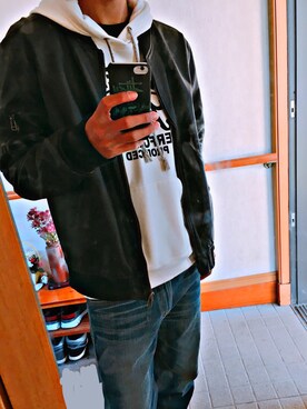 「Avail（アベイル）のアイテム（MA-1）」を使った、S I Ｎ G Oさん（メンズ・185cm）の冬コーディネート
