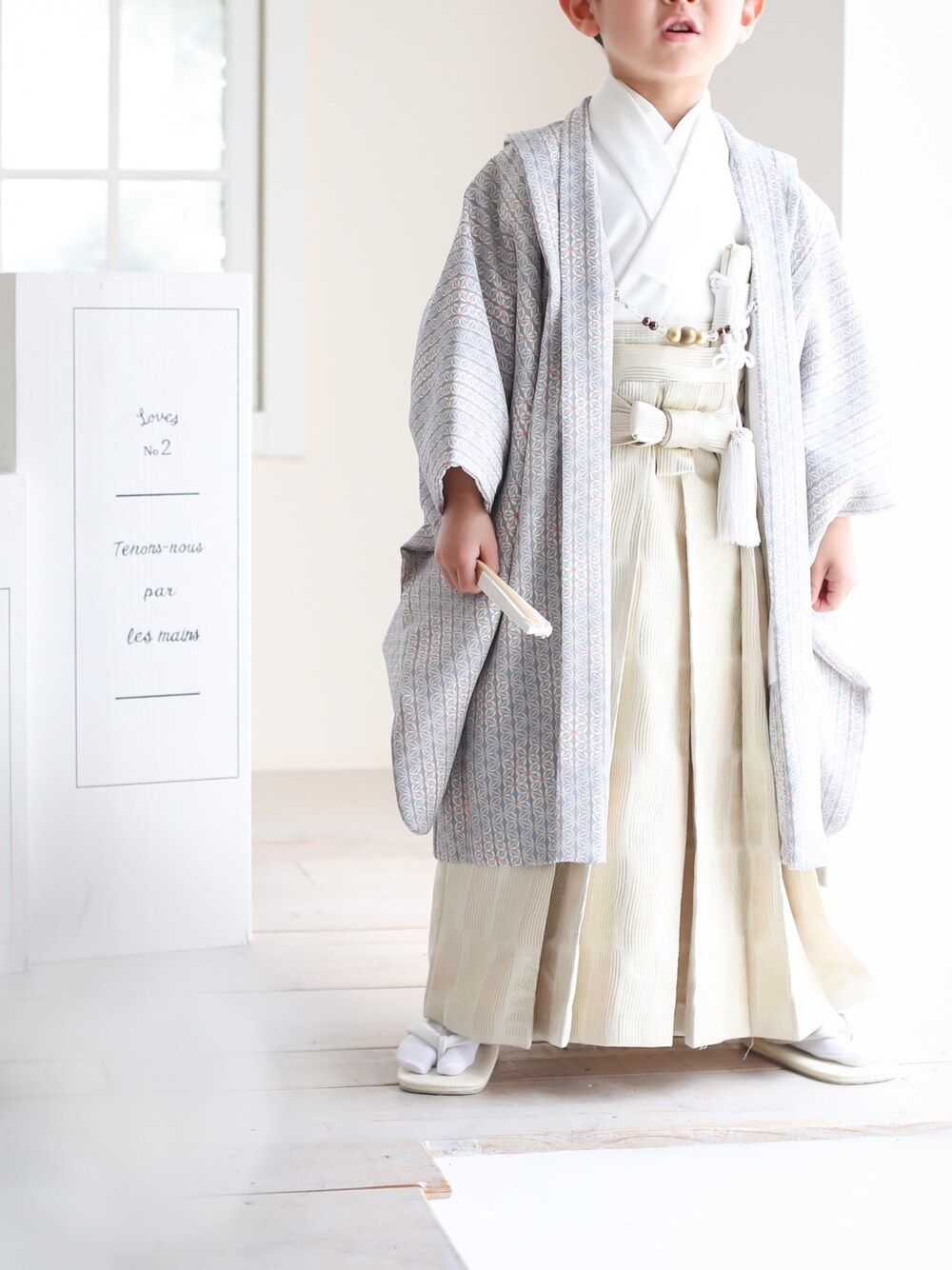 「七五三、フォトスタジオ、袴、5歳男の子」｜「レンタルのアイテム（シャツ/ブラウス、ホワイト系）」を使った、shuntakyotaさん（キッズ・110cm）の夏コーディネートの1枚目の写真