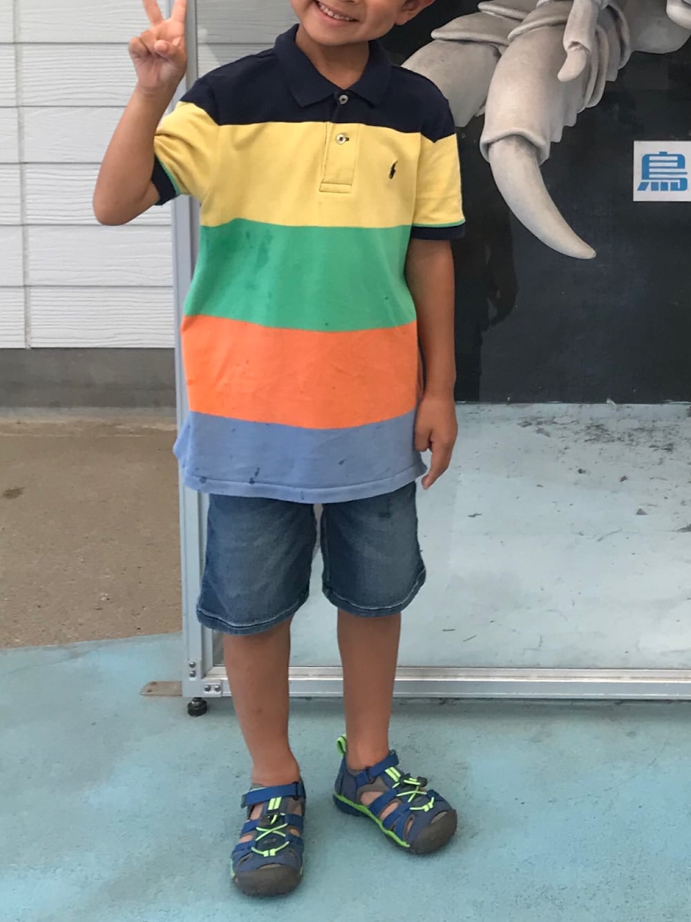 「旅行、ポロシャツ、小学生、短パン小僧」｜「RALPH LAURENのアイテム（ポロシャツ、その他）」を使った、shuntakyotaさん（キッズ・120cm）の秋コーディネートの1枚目の写真