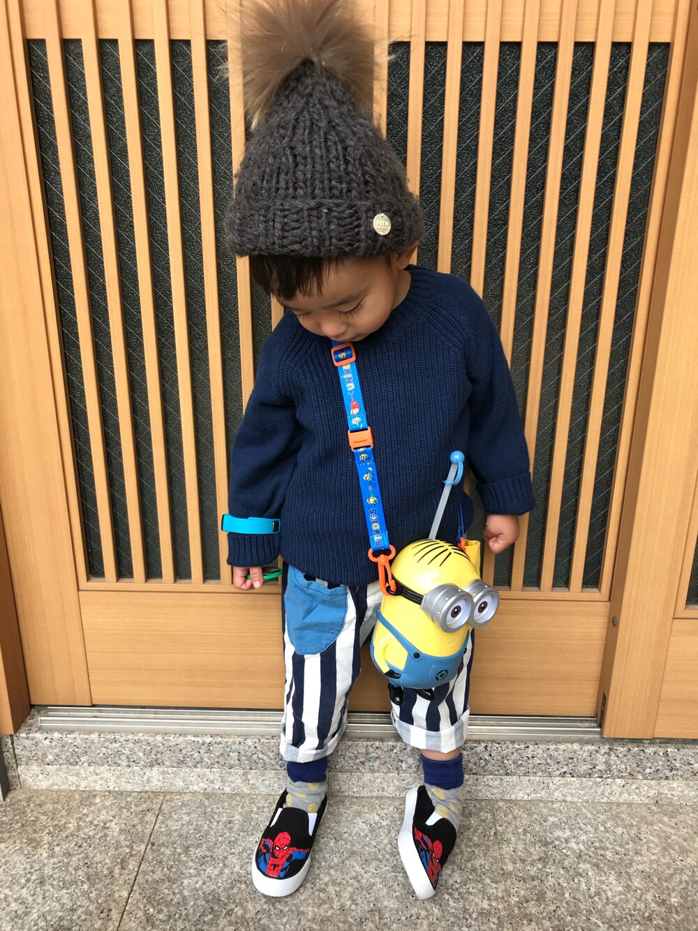 「kids、男の子、プチプラコーデ、H&Mキッズ、葉加瀬太郎」｜「FITHのアイテム（ニットキャップ/ビーニー、グレー系）」を使った、ayakaさん（キッズ・80cm）の秋コーディネートの1枚目の写真