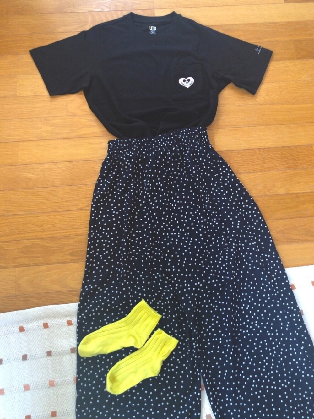 「夏、ユニクロ、今日のコーデ、低身長、お洒落さんとつながりたい、楽チンコーデ」｜「UNIQLOのアイテム（Tシャツ/カットソー、ブラック系）」を使った、Minnie❤️さん（レディース・153cm）の夏コーディネートの1枚目の写真