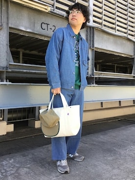 「NEWBALANCE」｜「アイテム（腕時計）」を使った、奥原さん（メンズ・177cm）の冬コーディネート