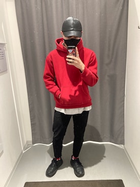 「LAKOLE（ラコレ）のアイテム（パーカー）」を使った、shibaさん（メンズ・172cm）の冬コーディネート