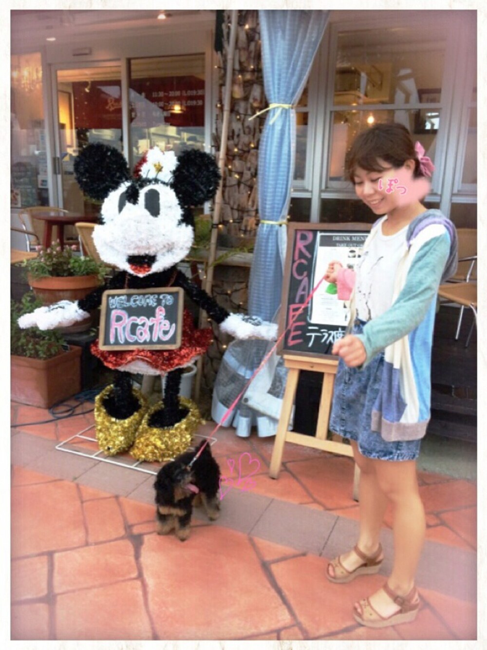 「メンズパーカー、古着、ミニスカート、ミニーマウス、ディズニー」｜「usedのアイテム（デニムスカート、ブルー系）」を使った、mikan(•‧̫•⑅)☆さん（レディース・149cm）の夏コーディネートの1枚目の写真
