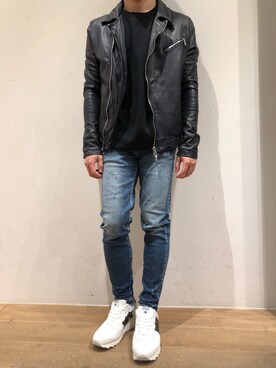 「surt」｜「アイテム（ライダースジャケット）」を使った、岡田さん（メンズ・165cm）の夏コーディネート
