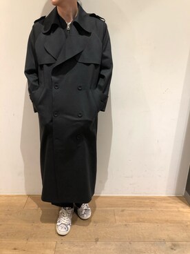 「B2nd」｜「アイテム（トレンチコート）」を使った、岡田さん（メンズ・175cm）の夏コーディネート