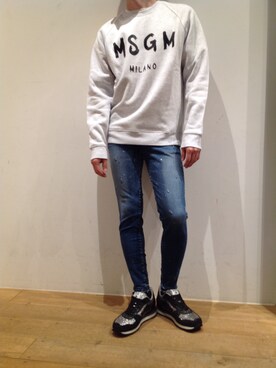 「MSGM（エムエスジーエム）のアイテム（スウェット）」を使った、岡田さん（メンズ・172cm）の夏コーディネート