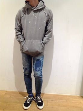 「TAVERNITI SO JEANS（タヴァニティソージーンズ）のアイテム」を使った、岡田さん（メンズ・172cm）の秋コーディネート