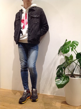 「surt（サート）のアイテム（デニムジャケット）」を使った、岡田さん（メンズ・172cm）の秋コーディネート