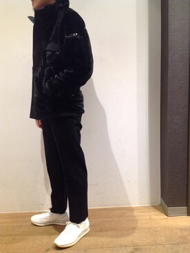 「TATRAS」｜「アイテム（スラックス）」を使った、岡田さん（メンズ・158cm）の秋コーディネート