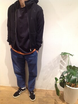 「TAVERNITI SO JEANS（タヴァニティソージーンズ）のアイテム」を使った、岡田さん（メンズ・165cm）の冬コーディネート