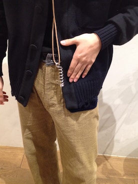 「ED ROBERT JUDSON（エドロバートジャドソン）のアイテム（アクセサリー）」を使った、岡田さん（メンズ・165cm）の冬コーディネート