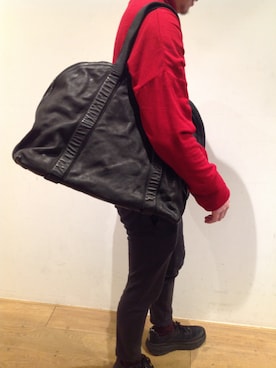 「ISAMU KATAYAMA BACKLASH（イサムカタヤマバックラッシュ）のアイテム（バッグ）」を使った、岡田さん（メンズ・165cm）の冬コーディネート
