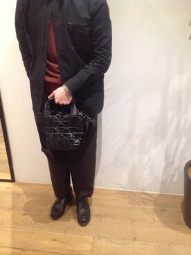 「VeeCollective（ヴィーコレクティブ）のアイテム」を使った、岡田さん（メンズ・165cm）の冬コーディネート