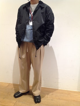 「KUON（クオン）のアイテム（ブルゾン）」を使った、岡田さん（メンズ・165cm）の春コーディネート