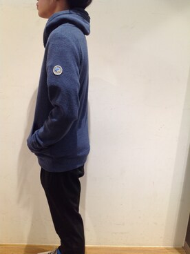 「YANUK（ヤヌーク）のアイテム」を使った、岡田さん（メンズ・170cm）の春コーディネート