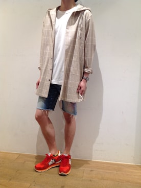 「OURET（オーレット）のアイテム（パーカー）」を使った、岡田さん（メンズ・173cm）の夏コーディネート