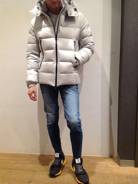 「surt」｜「アイテム（ダウンジャケット/コート）」を使った、岡田さん（メンズ・172cm）の秋コーディネート