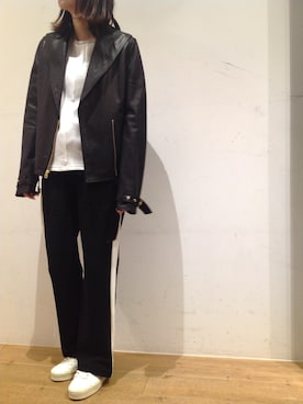 「ボーイッシュ」｜「アイテム（ライダースジャケット）」を使った、岡田さん（レディース・158cm）の秋コーディネート