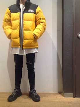 「surt」｜「アイテム（ダウンジャケット/コート）」を使った、岡田さん（メンズ・172cm）の秋コーディネート