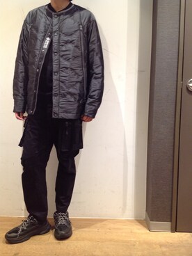 「WHITE MOUNTAINEERING（ホワイトマウンテニアリング）のアイテム（ジャケット/アウター）」を使った、岡田さん（メンズ・170cm）の秋コーディネート