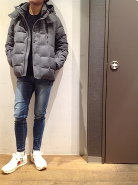 「surt」｜「アイテム（ダウンジャケット/コート）」を使った、岡田さん（メンズ・172cm）の冬コーディネート