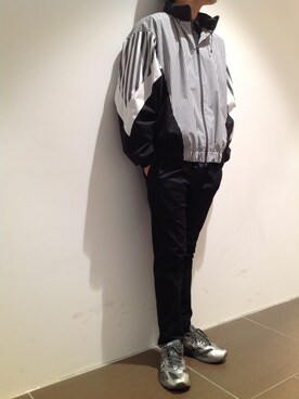 「MINOTAUR（ミノトール）のアイテム（パンツ）」を使った、岡田さん（メンズ・172cm）の冬コーディネート