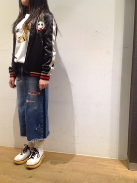 「バンダナ」｜「アイテム（スカジャン）」を使った、岡田さん（レディース・160cm）の春コーディネート