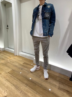 「MSGM（エムエスジーエム）のアイテム」を使った、岡田さん（メンズ・180cm）の春コーディネート