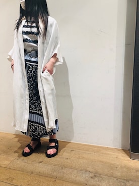 「SCOTCH & SODA（スコッチ アンド ソーダ）のアイテム」を使った、岡田さん（レディース・160cm）の春コーディネート