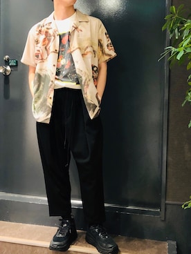 「OURET（オーレット）のアイテム（パンツ）」を使った、岡田さん（メンズ・172cm）の夏コーディネート