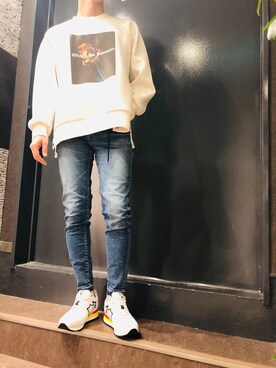 「B'2nd（ビーセカンド）のアイテム（スウェット）」を使った、岡田さん（メンズ・172cm）の秋コーディネート