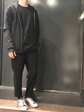 「OURET（オーレット）のアイテム（トップス）」を使った、岡田さん（メンズ・172cm）の秋コーディネート
