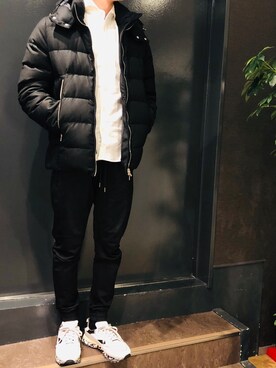 「ジャージーパンツ」｜「アイテム（ダウンジャケット/コート）」を使った、岡田さん（メンズ・172cm）の秋コーディネート