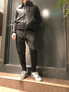 「OURET（オーレット）のアイテム（パンツ）」を使った、岡田さん（メンズ・172cm）の冬コーディネート