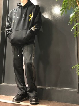 「B'2nd（ビーセカンド）のアイテム（パーカー）」を使った、岡田さん（メンズ・172cm）の冬コーディネート