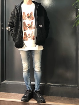「グラフィックＴ」｜「アイテム（ブルゾン）」を使った、岡田さん（メンズ・172cm）の冬コーディネート