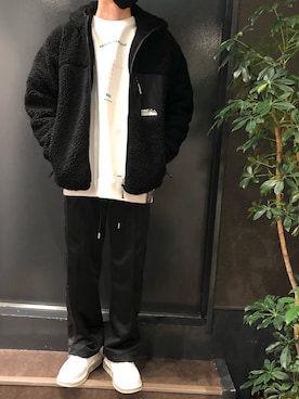 「B'2nd（ビーセカンド）のアイテム（スウェット）」を使った、岡田さん（メンズ・172cm）の冬コーディネート