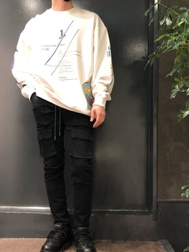 「B'2nd（ビーセカンド）のアイテム（スウェット）」を使った、岡田さん（メンズ・172cm）の冬コーディネート